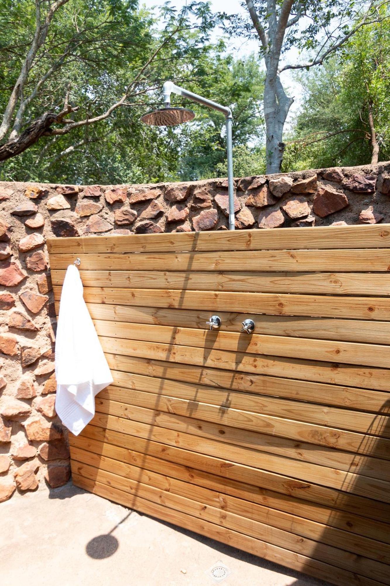 Mologa River Lodge Rust de Winter Екстер'єр фото