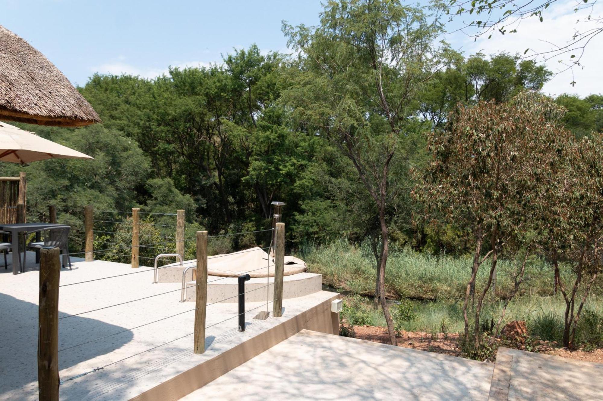 Mologa River Lodge Rust de Winter Екстер'єр фото