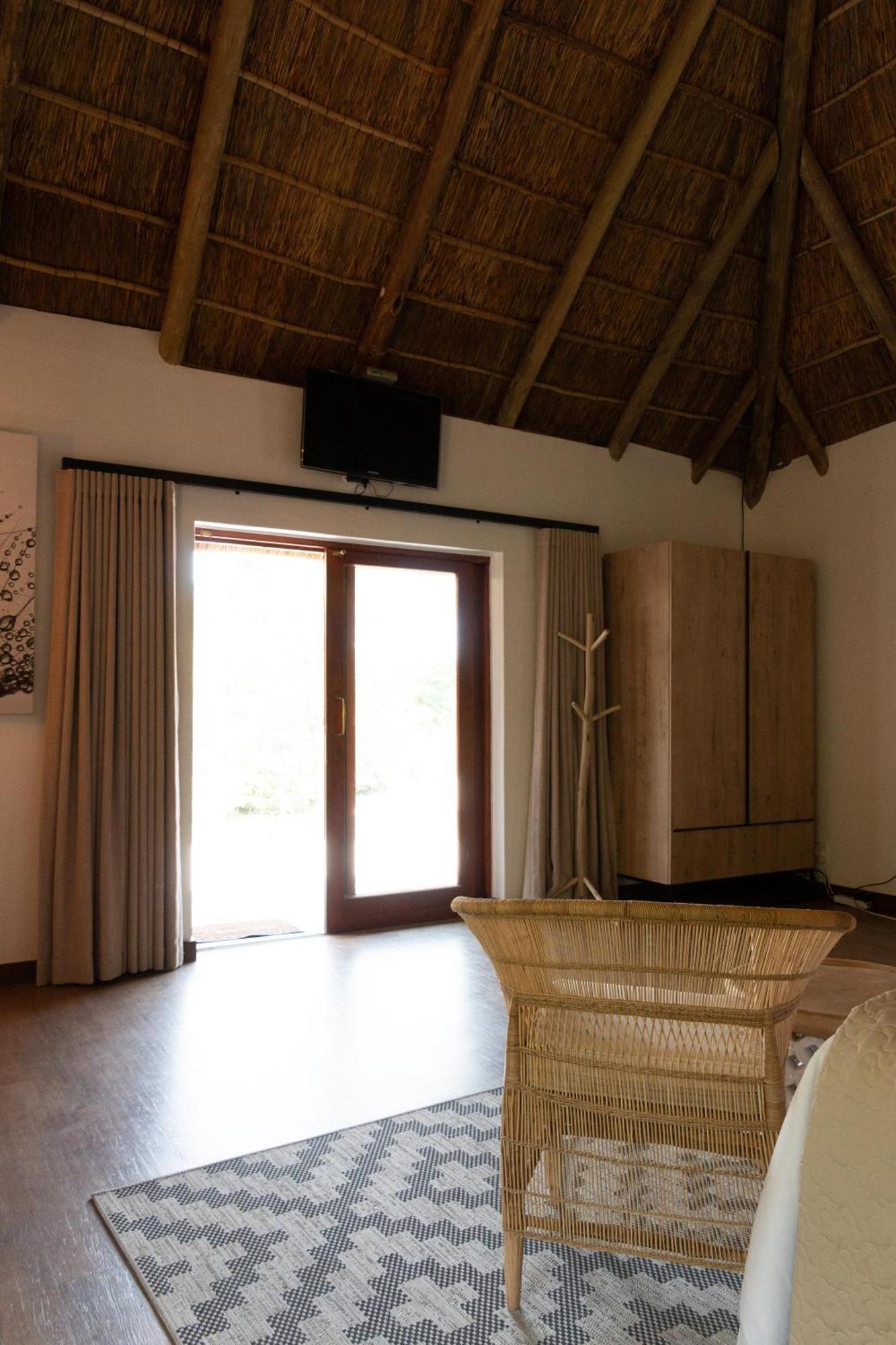 Mologa River Lodge Rust de Winter Екстер'єр фото