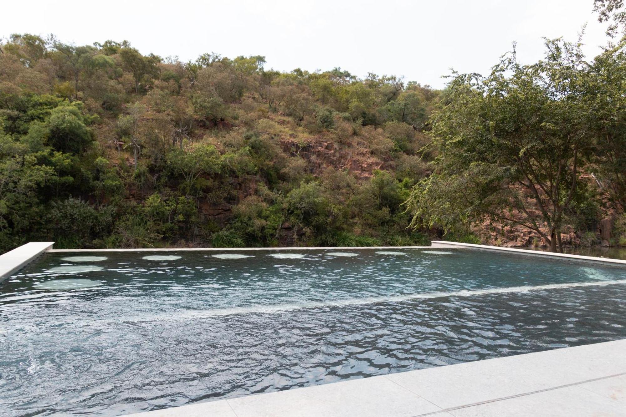 Mologa River Lodge Rust de Winter Екстер'єр фото