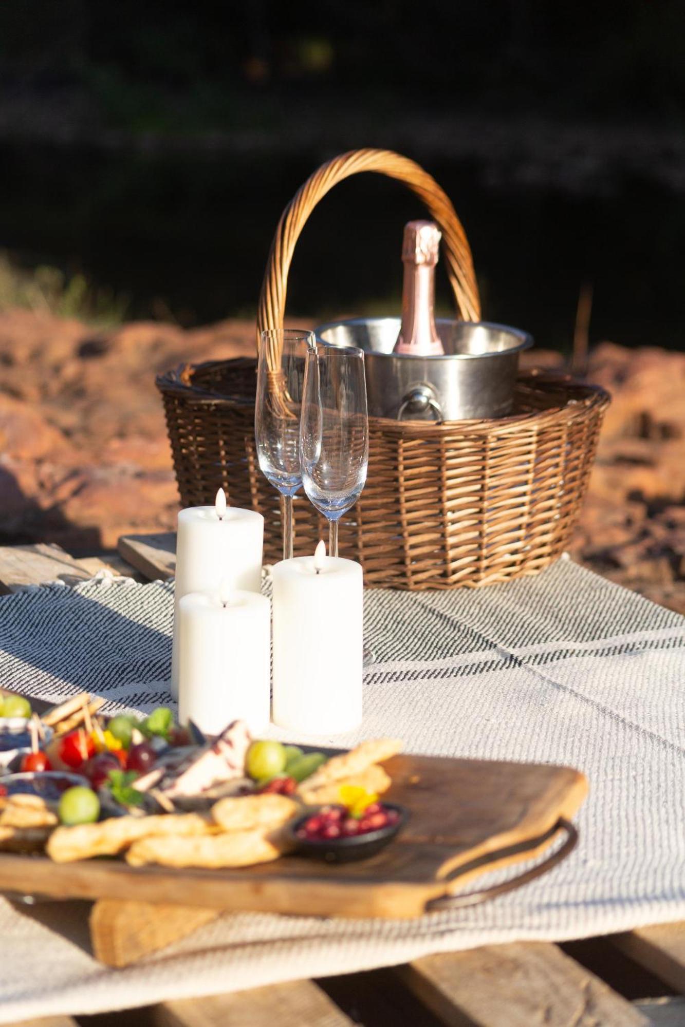 Mologa River Lodge Rust de Winter Екстер'єр фото